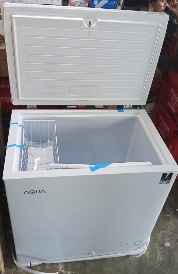 CHEST FREEZER AQUA 200L AQF-220MC