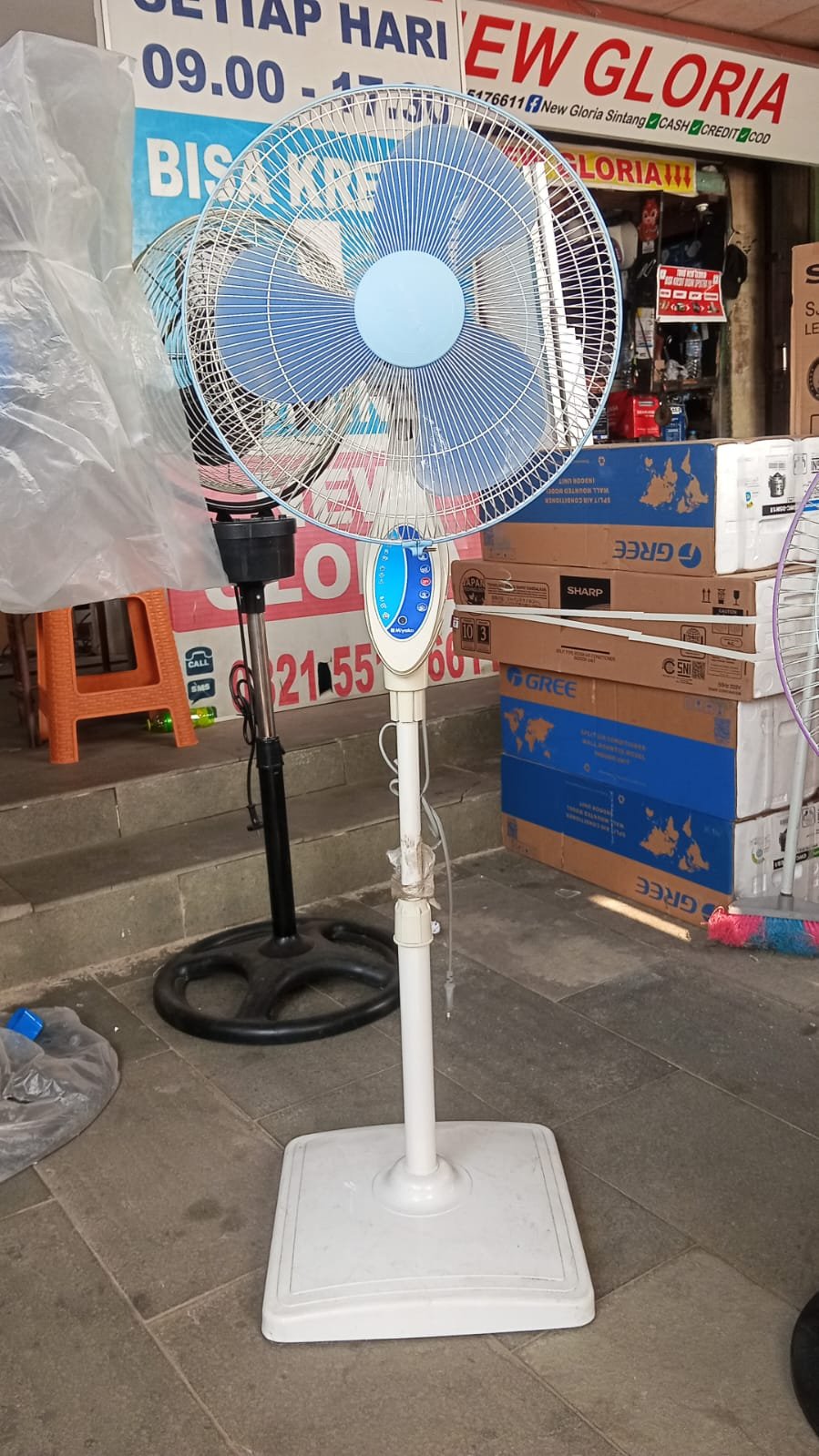 KIPAS ANGIN STAND 3 IN 1 MIYAKO TJR-101